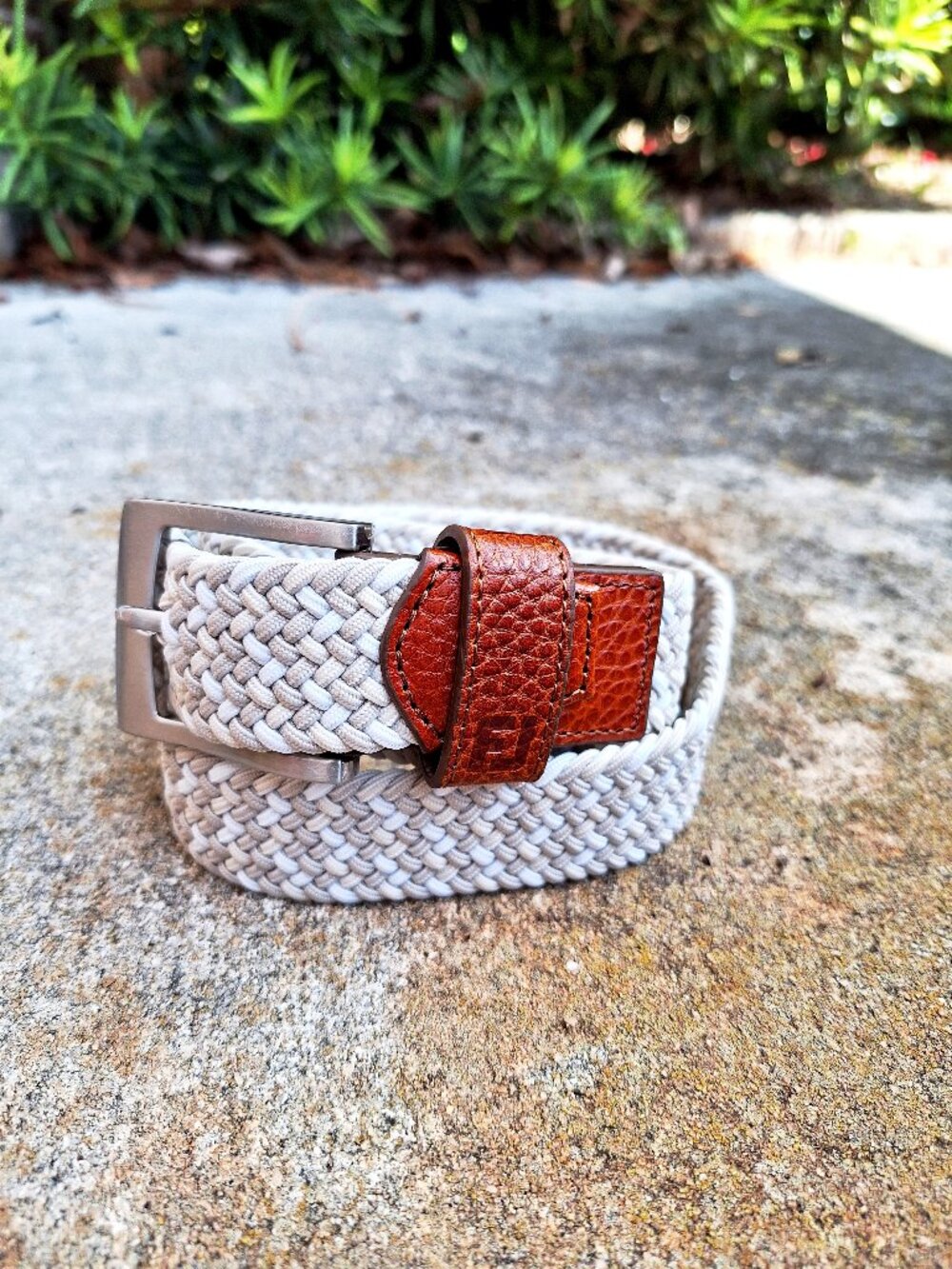FJ Foot Joy woven stretch belt L/XL. Khaki/Stone Leather tips